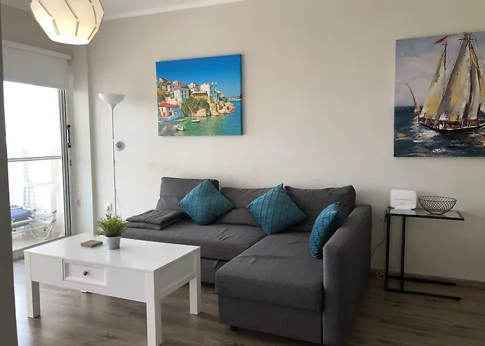 Kings Palace - Modern And Stylish 1 Bedroom Apartment