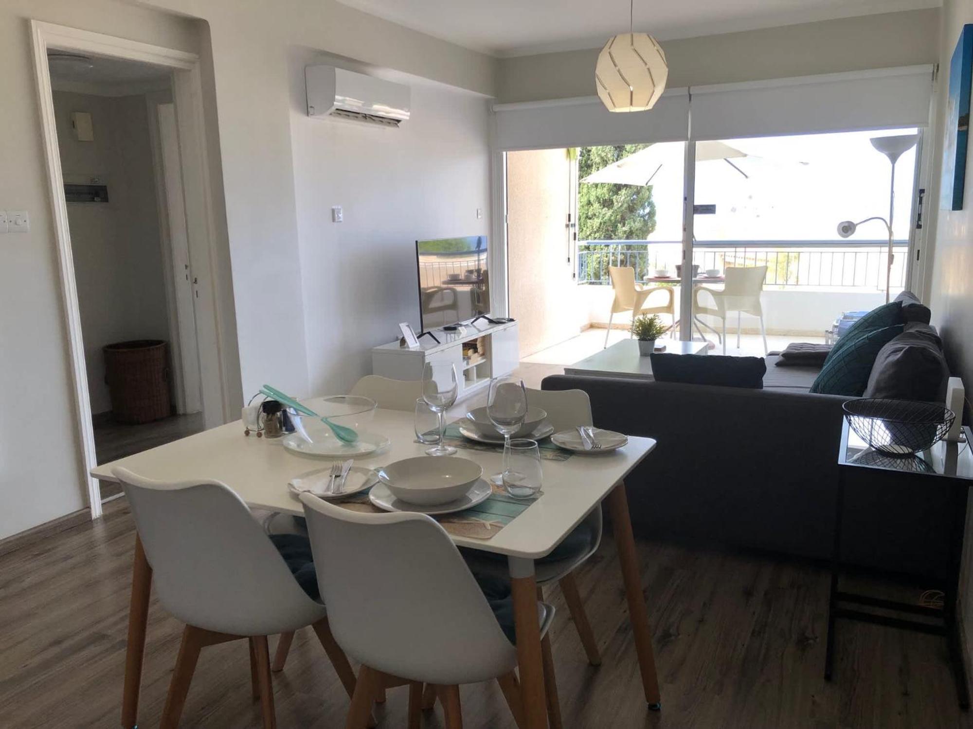 Kings Palace - Modern And Stylish 1 Bedroom Appartement Paphos